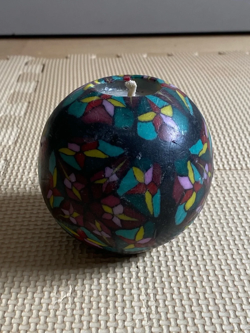 Home Accents Multicolor Floral Round Candle - Dark Green Base